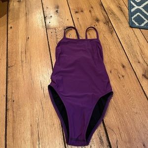 Jolyn size 28 fixed back suit